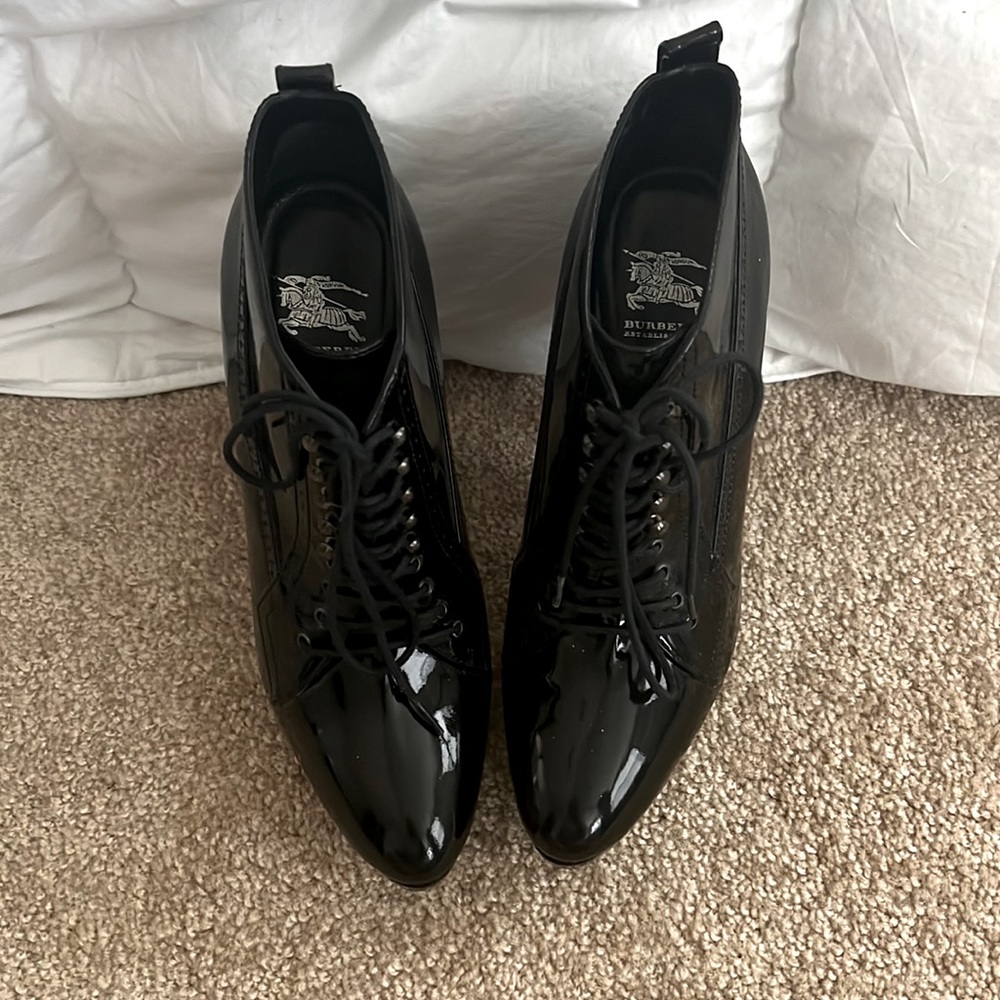 Burberry booties